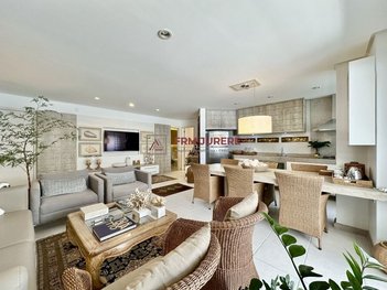 apartment em Avenida dos Dourados, Jurerê Internacional - Florianópolis - SC