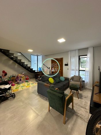house em Avenida Professor Célio Lencioni, Jardim Crystal Park - Jacareí - SP