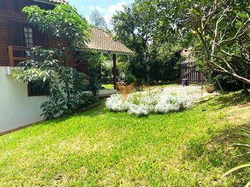 house em Estrada das Pitas, Chácaras Roselândia - Cotia - SP