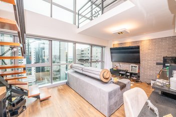 apartment em Avenida Borges de Medeiros, Praia de Belas - Porto Alegre - RS