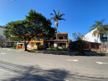 house em Itapeva, Passo da Areia - Porto Alegre - RS