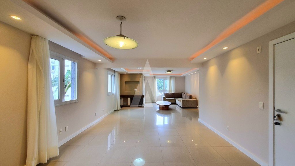 SALA DE ESTAR / JANTAR