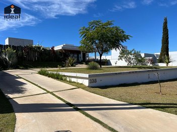 house em Rua Therezinha Colauto Bertani, Residencial Parque Laguna I - Botucatu - SP
