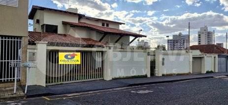 house em Rua Professora Guaraciaba Santos, Tabajaras - Uberlândia - MG