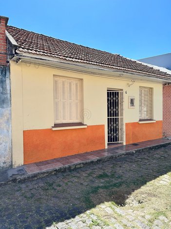 house em Rua Gomes Freire, Centro - Rio Grande - RS