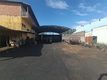 industrial em Rua dos João de Barro, Pompéia - Piracicaba - SP