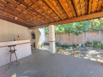 house em Avenida Vinte e Cinco de Janeiro, Vila Mamedina - Lençóis Paulista - SP