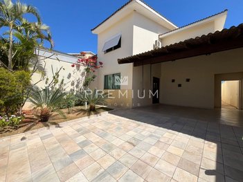 house em Rua Fernando Alves Rezende, Presidente Roosevelt - Uberlândia - MG