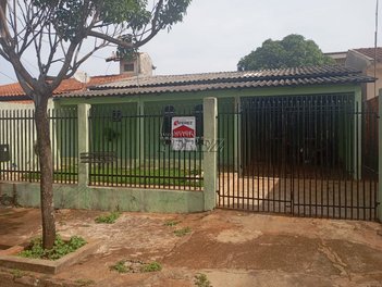 house em Rua Alzira Postali Gewehr, Aquilles Sthengel - Londrina - PR