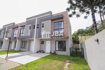 house em Rua Osmário Machado, Xaxim - Curitiba - PR