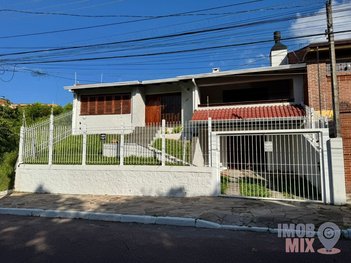 house em Rua Luiz Fontoura Júnior, Jardim Itu - Porto Alegre - RS