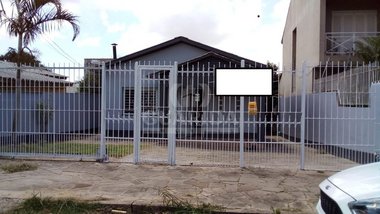house em Rua Olécio Cavedini, Espírito Santo - Porto Alegre - RS