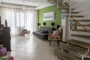 house em VINTE E CINCO DE NOVEMBRO, Nossa Senhora do Rosário - São José - SC