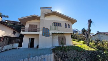 house em Rua Irmã Teofânia, São José - Garibaldi - RS