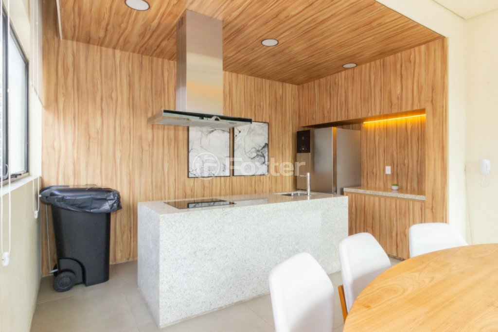 17-INFRA-884554 .jpg