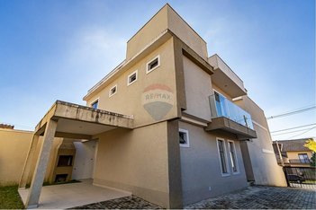 house em Rua Ana Berta Roskamp, Jardim das Américas - Curitiba - PR