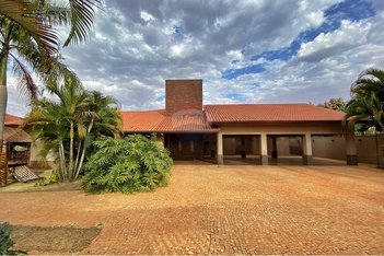 house em Rua A, Condomínio Quinta da Boa Vista - Ribeirão Preto - SP