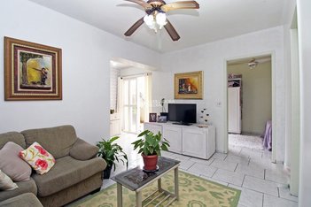 apartment em Rua Duque de Caxias, Centro Histórico - Porto Alegre - RS