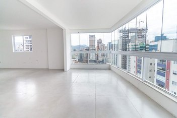 apartment em Rua 302, Meia Praia - Itapema - SC