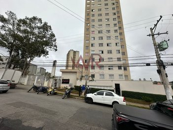 apartment em Rua Victório Santim, Vila Carmosina - São Paulo - SP