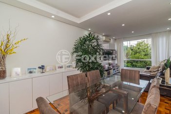 apartment em Rua Faria Santos, Petrópolis - Porto Alegre - RS