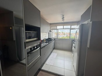 Apartamento em Rua Reverendo Francisco Lotufo, Vila Nogueira - Botucatu - undefined