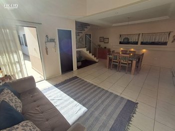 house em Rua Helgoland, Cidade Jardim - Jacareí - SP