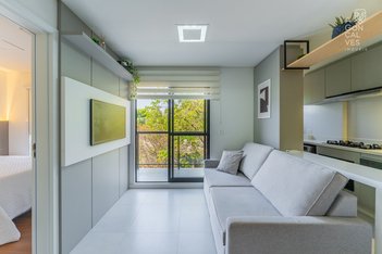 apartment em Rua Alcebíades Plaisant, Água Verde - Curitiba - PR