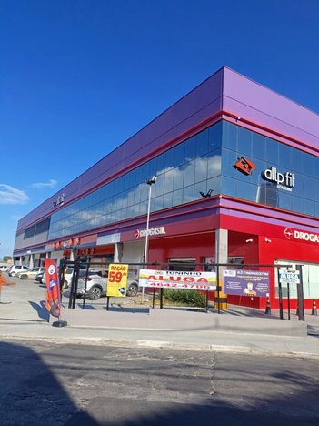 office em Avenida Ítalo Adami, Vila Ursulina - Itaquaquecetuba - SP