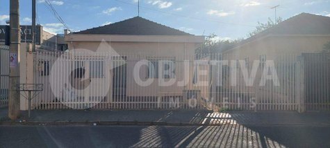house em Rua Prata, Bom Jesus - Uberlândia - MG