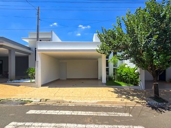house em Avenida Francisco Luiz Rasera, Jardim Califórnia - Piracicaba - SP
