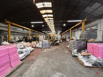 industrial em Rodovia dos Imigrantes, Campanário - Diadema - SP