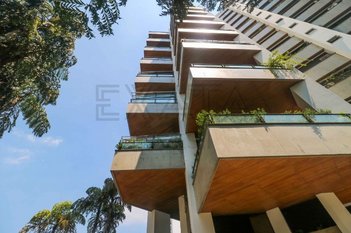 apartment em Rua Visconde de Nacar, Real Parque - São Paulo - SP