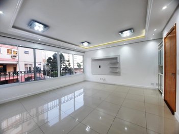 apartment em Rua La Plata, Jardim Botânico - Porto Alegre - RS