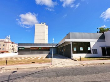 business em Cisplatina, Caiçara-Adelaide - Belo Horizonte - MG