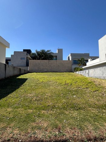 land_lot em Rua Jacob Porsak, Jardim Alvorada - Maringá - PR