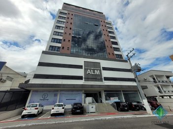 office em Rua Najla Carone Guedert, Pagani - Palhoça - SC