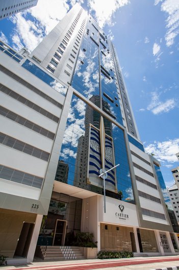 apartment em Rua Miguel Matte, Pioneiros - Balneário Camboriú - SC