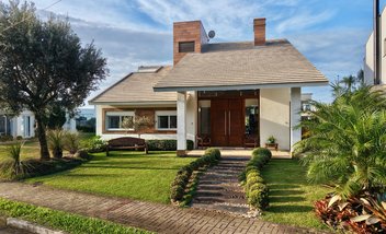 house em Avenida Paraguassu, Centro - Xangri-Lá - RS