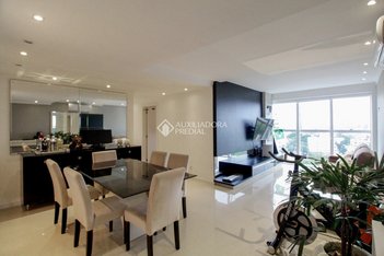apartment em Avenida Benno Mentz, Vila Ipiranga - Porto Alegre - RS