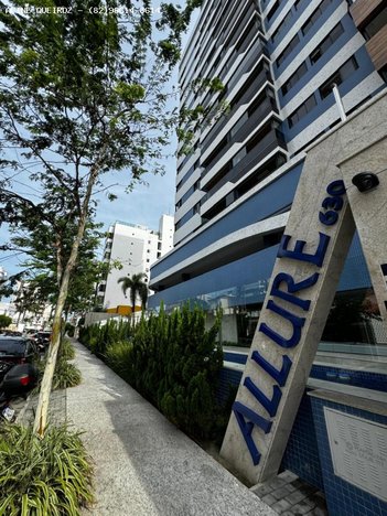 apartment em Avenida Doutor José Sampaio Luz, Ponta Verde - Maceió - AL