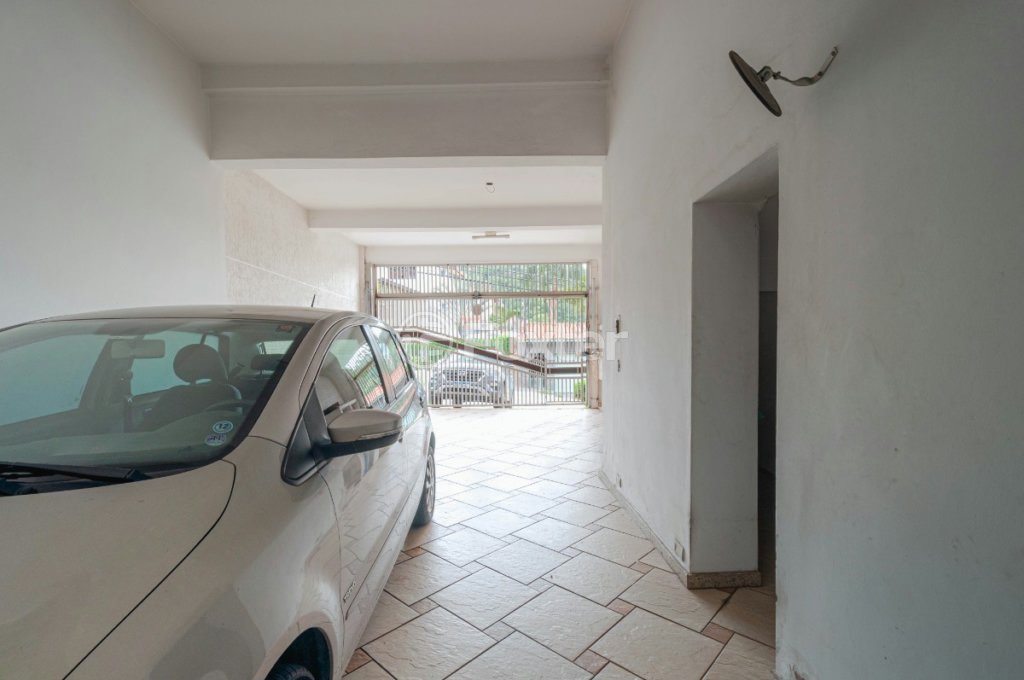 1710278685456-garagem_v2.jpeg