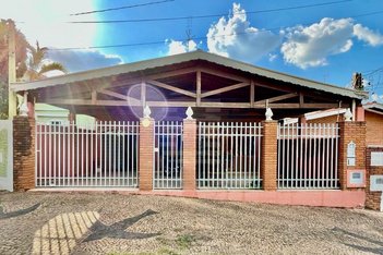 house em Brigadeiro Rafael Tobias De Aguiar, Jardim Aurélia - Campinas - SP