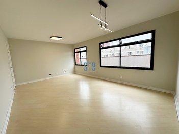 apartment em Avenida Presidente Getúlio Vargas, Água Verde - Curitiba - PR