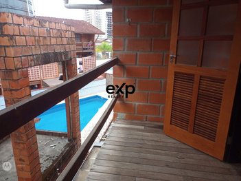 house em Rua Itapoan, Martim de Sá - Caraguatatuba - SP