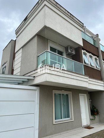 house em Rua Oliveira Viana, Boqueirão - Curitiba - PR