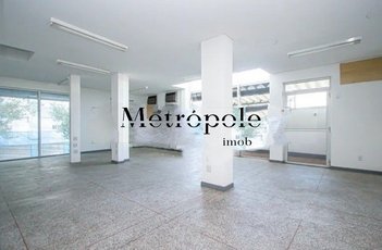 business em Avenida Plínio Brasil Milano, Passo da Areia - Porto Alegre - RS
