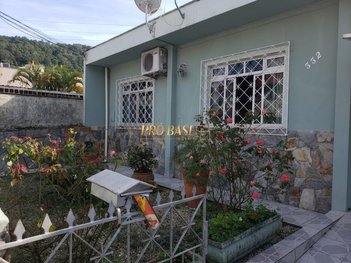 house em Rua Lindolfo Jasper, Roçado - São José - SC