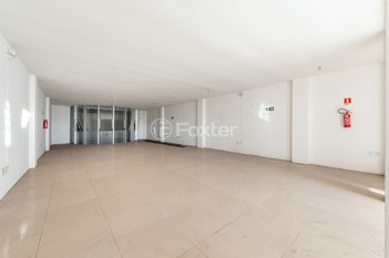 business em Avenida Benjamin Constant, Floresta - Porto Alegre - RS
