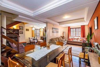 house em Rua Estefano Joucoski, Vista Alegre - Curitiba - PR